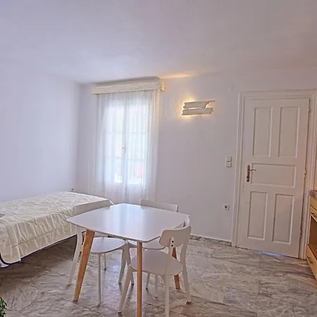 Maganos Aparthotel *